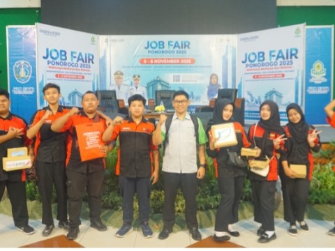 Siswa SMK Mutu Go Ikuti Talkshow Interaktif pada Ponorogo Jo